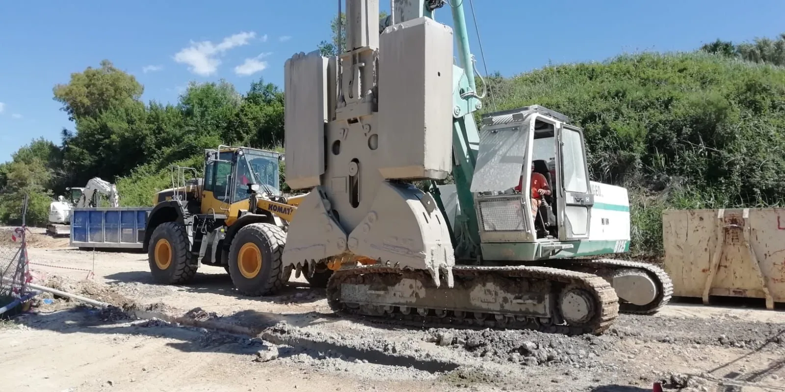 Diaframma perimetrale della ex discarica di Vallin dell’Aquila, Livorno, documentazione di cantiere 4