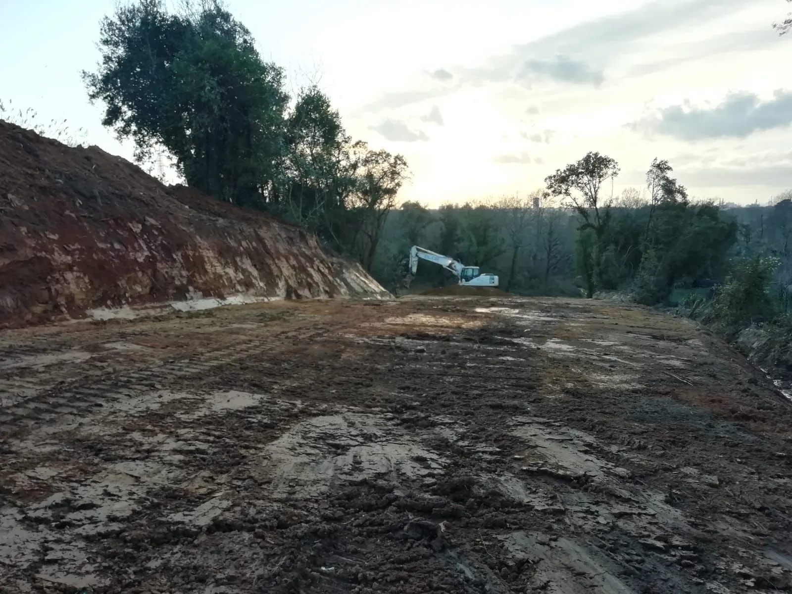 Diaframma perimetrale della ex discarica di Vallin dell’Aquila, Livorno, documentazione di cantiere 7