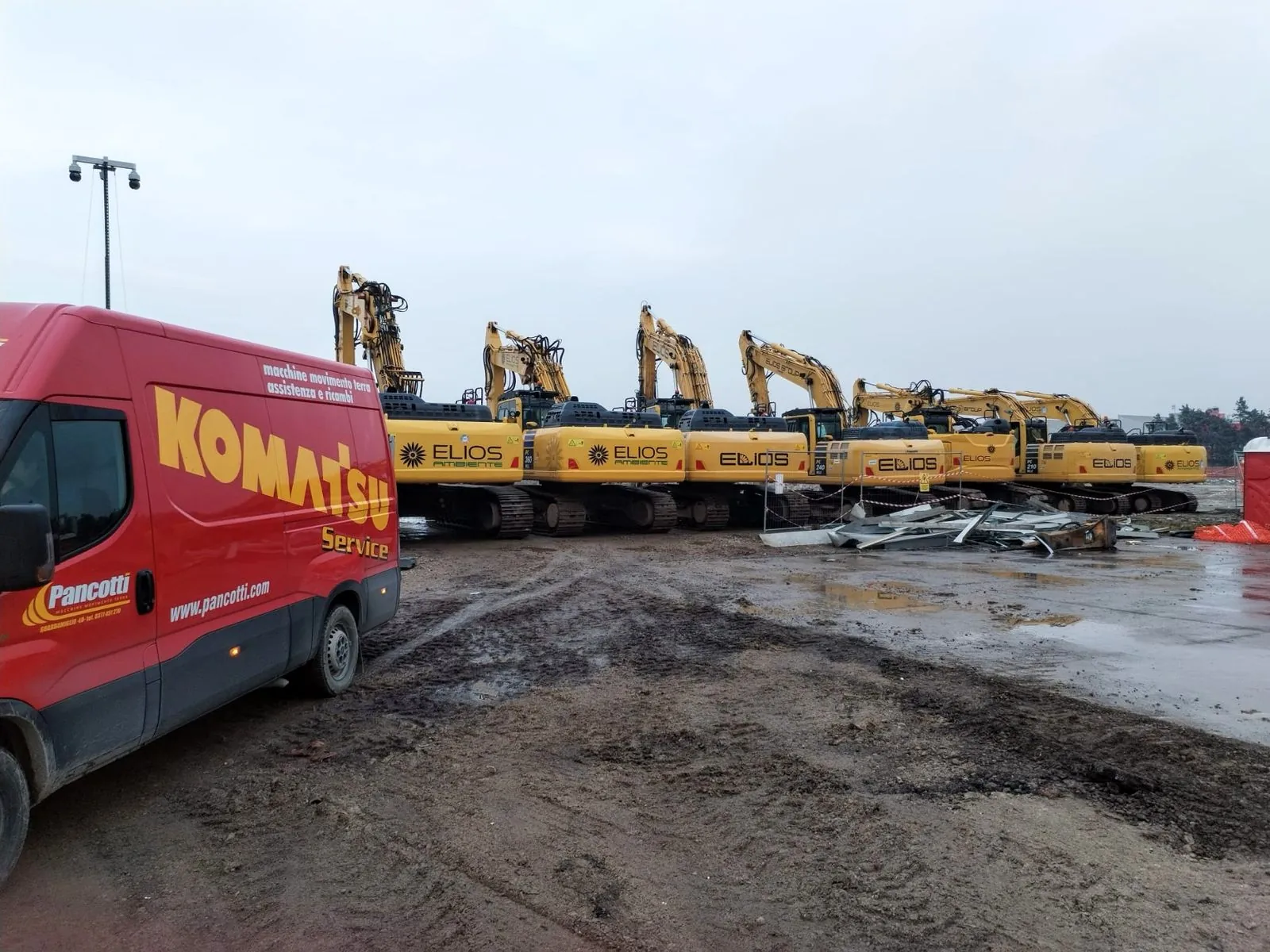 Bonifica dell’amianto e demolizione dei capannoni ex Gefco-Citroën a Pregnana Milanese, documentazione di cantiere 8
