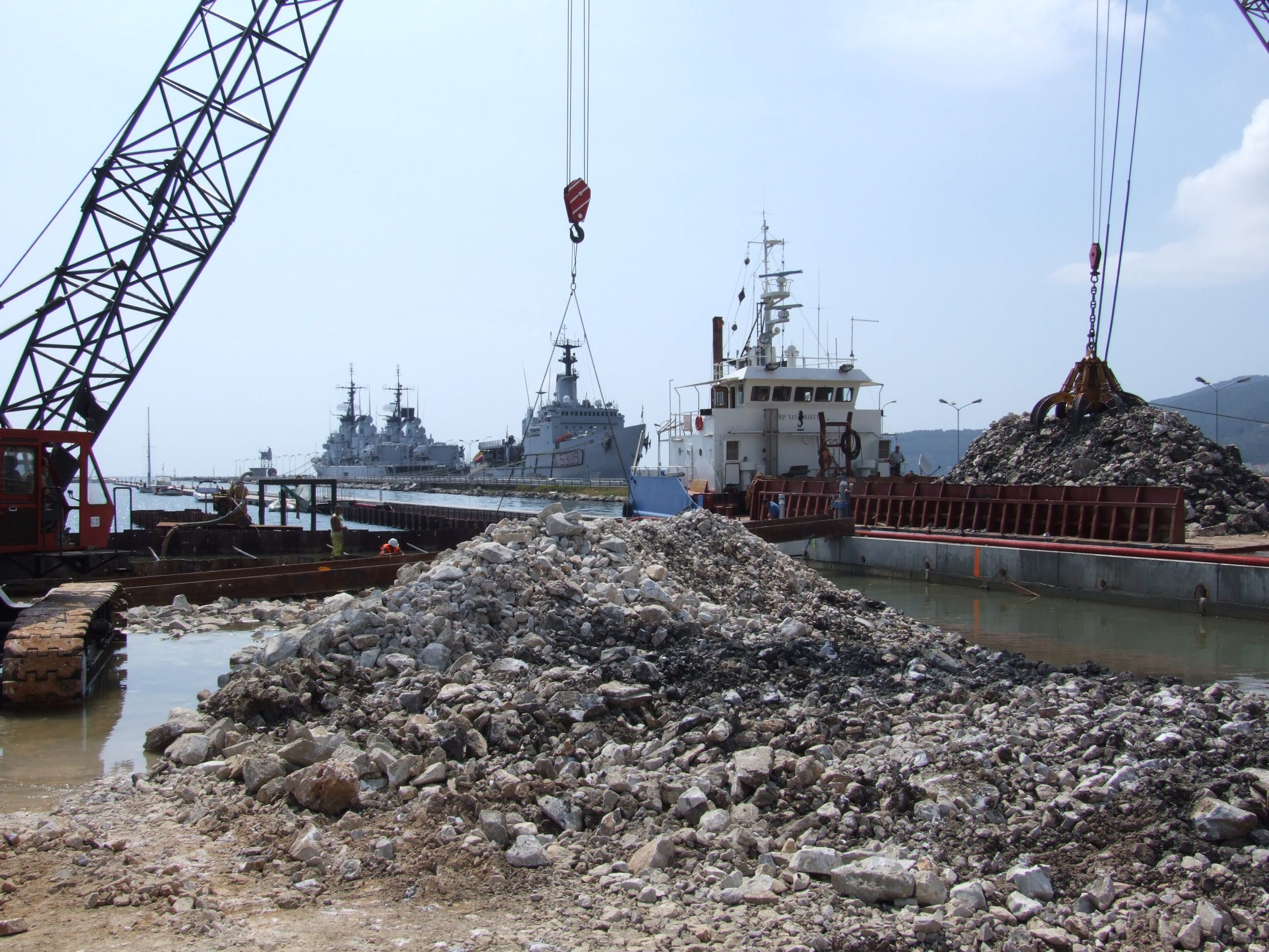 Bonifica ambientale dei fondali per Porto Mirabello, documentazione di cantiere 1