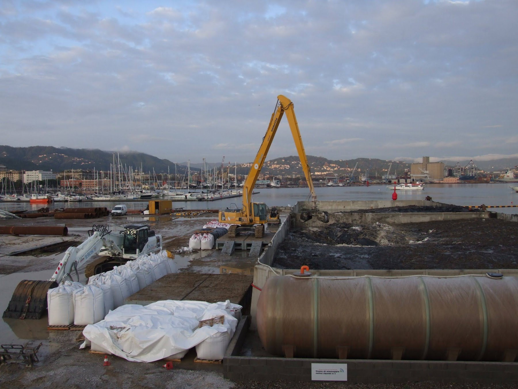Bonifica ambientale dei fondali per Porto Mirabello, documentazione di cantiere 2