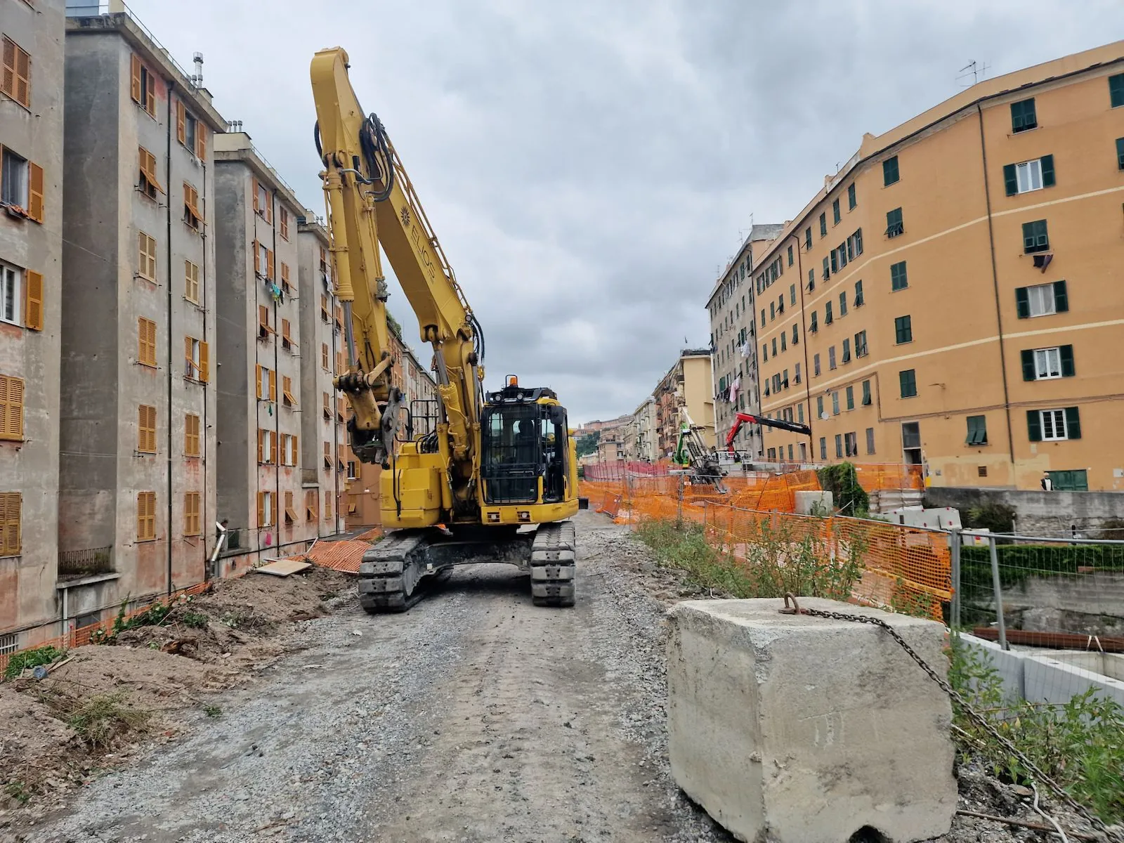 Bonifica del ballast amiantifero e demolizioni per il Terzo Valico, Nodo di Genova, documentazione di cantiere 2